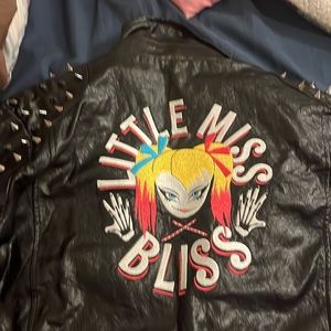 Like new out grew wwe